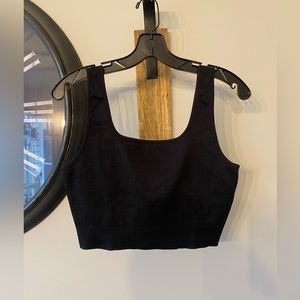 Black sports Bra Size: XL